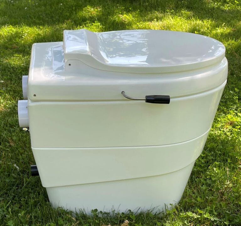 Thinktank Waterless Toilet - Composting Toilets Canada